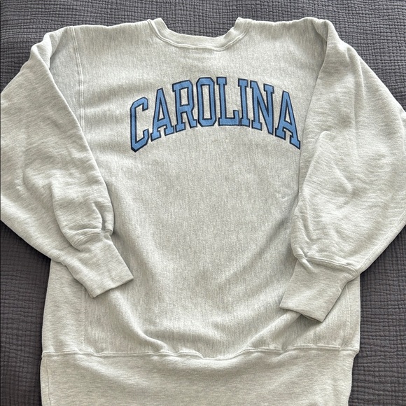 Champion Reverse Weave Carolina Sweatshirt - Picture 1 of 6